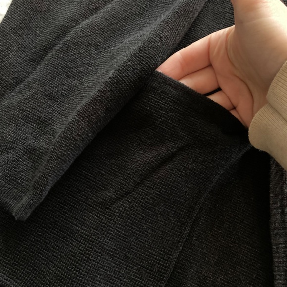 Long Black Cardigan with Long sleeves - Picture 3 of 6